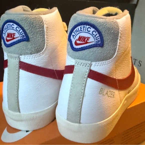 Nike Blazer Mid 77 Athletic Club White Gym Red - Picture 2 of 6